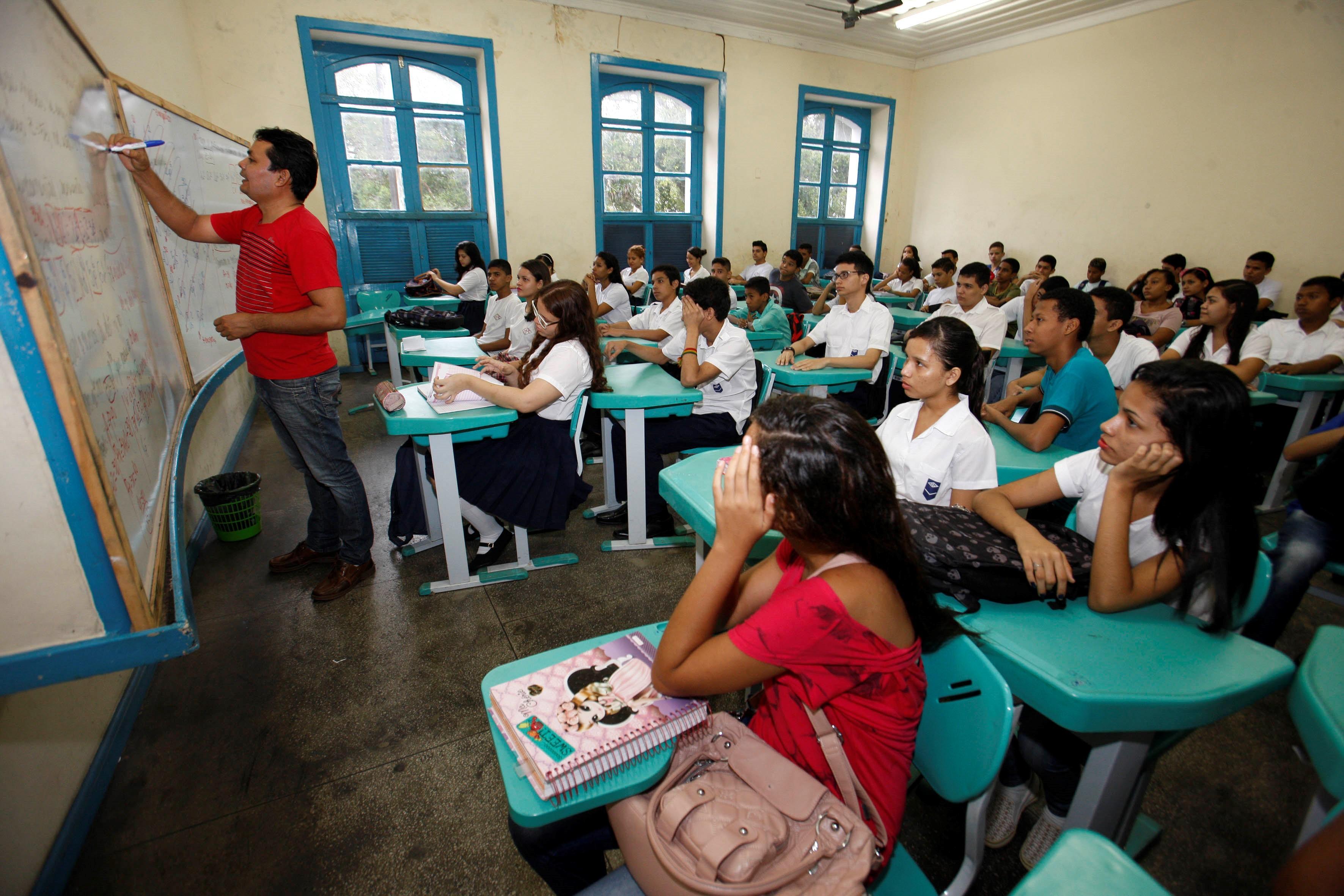 Seduc disponibiliza plataforma para ajudar na preparação de estudantes para o Enem 2026; saiba mais - QTU Questões do Universo