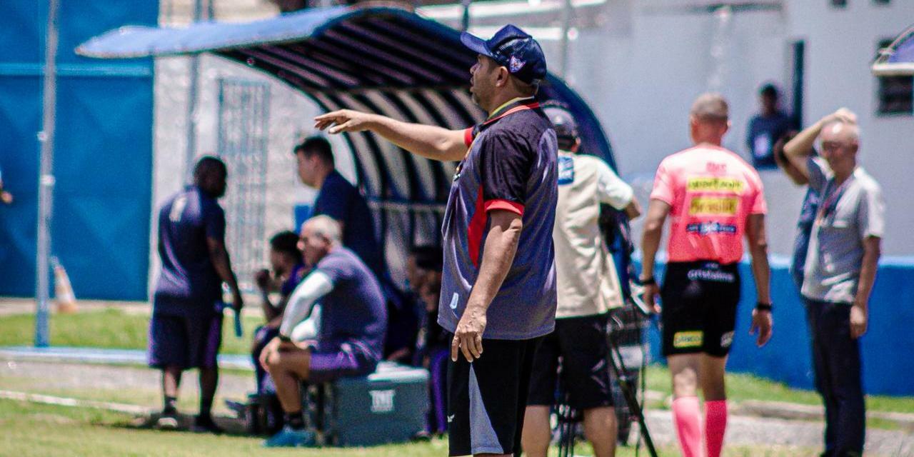 Águia de Marabá divulga atualização sobre estado de saúde do técnico da equipe sub-20 | Esportes | O Liberal