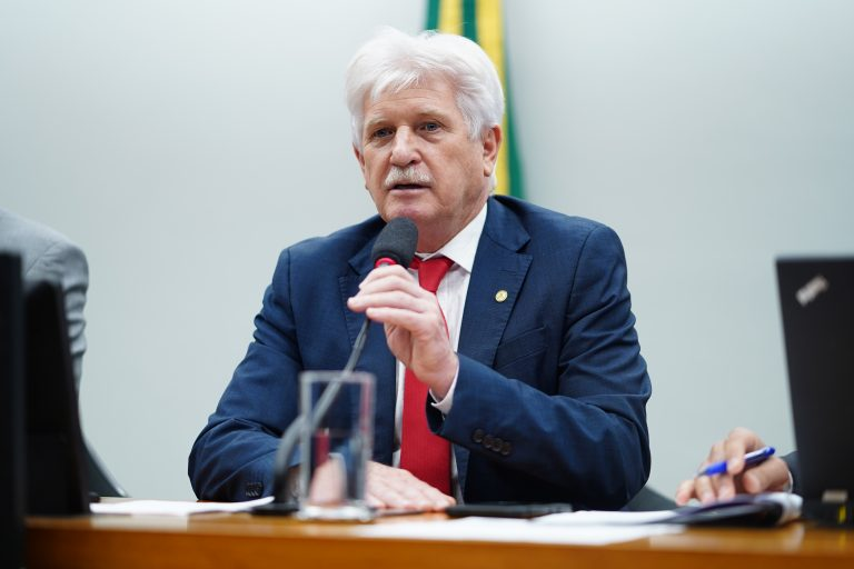 Projeto aprovado autoriza uso de recursos de fundos regionais para economia criativa