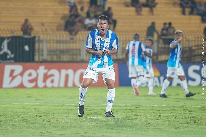 Na briga por vaga no ataque, Juninho dispara: 