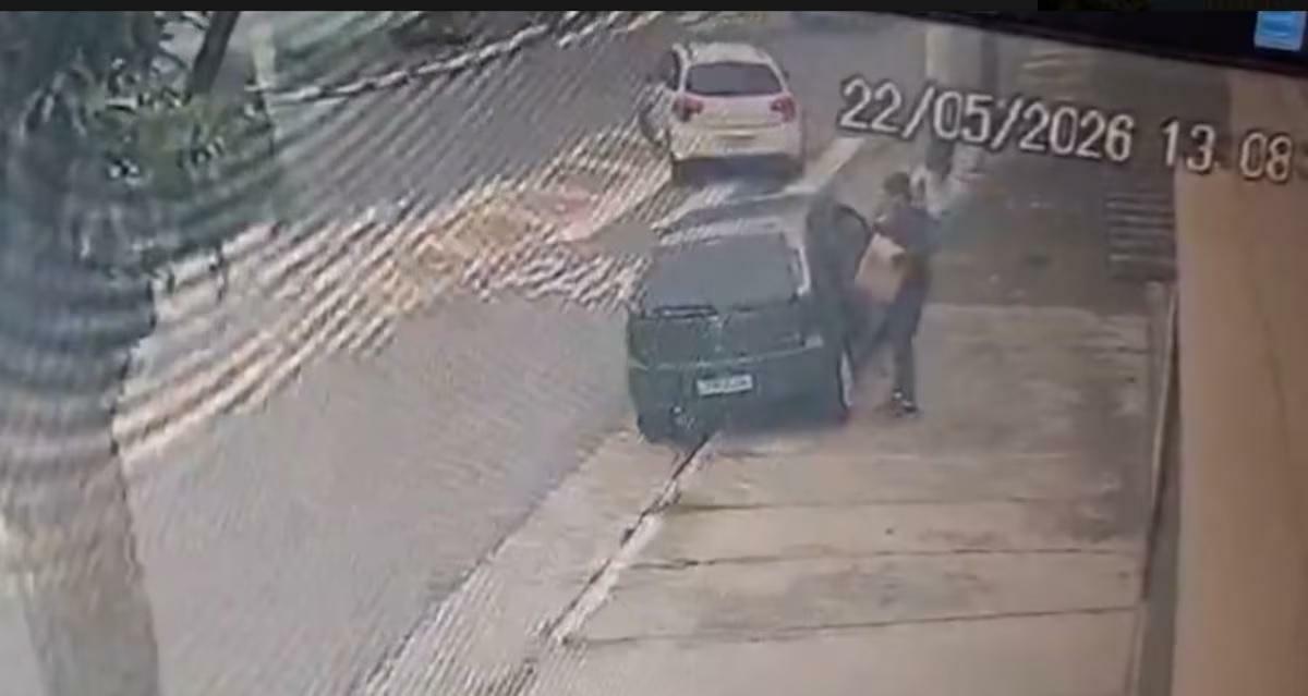 Aposentado é morto após cair no 