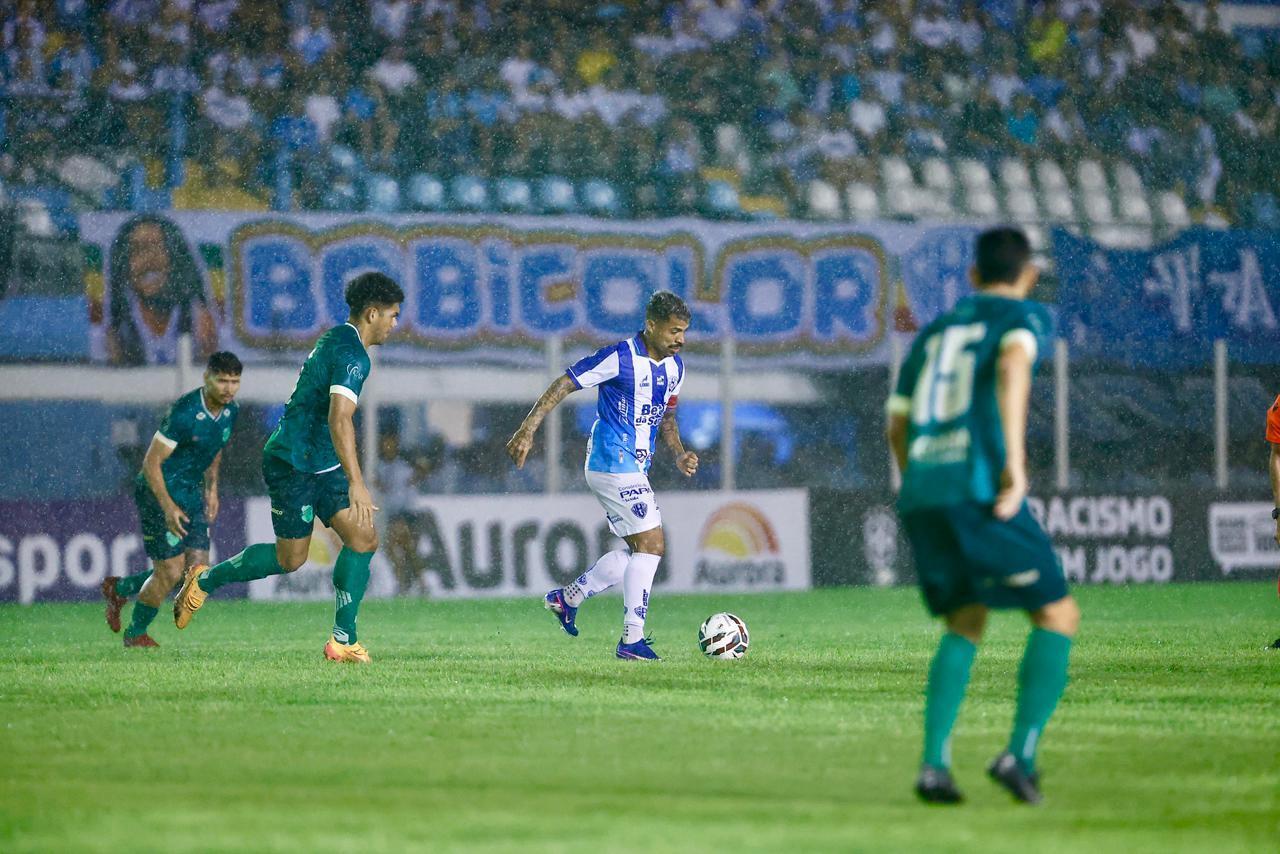 Papão vence em jogo típico da Série C