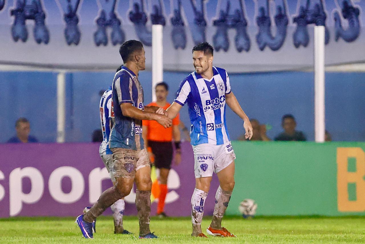 Caio Mello destaca boa fase no Paysandu e brinca: 