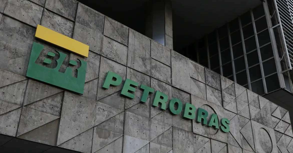 Lava Jato: juiz condena a até 14 anos de prisão executivos por fraude ...