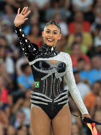 Brasil brilha e leva ouro com Bárbara Domingos no Pan-Americano de Ginástica Rítmica