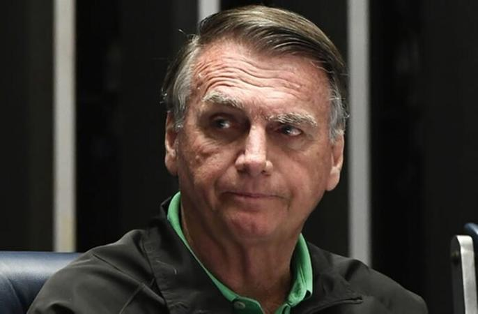 Fachin dá 5 dias para PGR revisar pedido de arquivamento do caso de Bolsonaro na pandemia - Foto