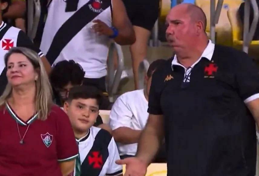 VÍDEO: Filho de casal de torcidas rivais usa camisa de Fluminense e Vasco e repercute na web - QTU Questões do Universo