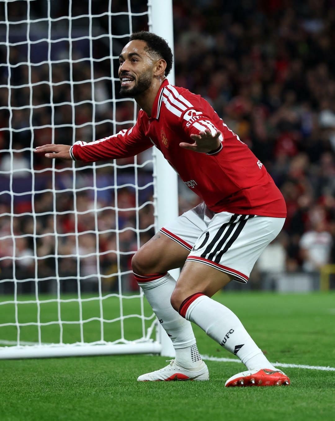 United retorna à Champions após três anos com gol de Matheus Cunha e surra no estreante Sabah