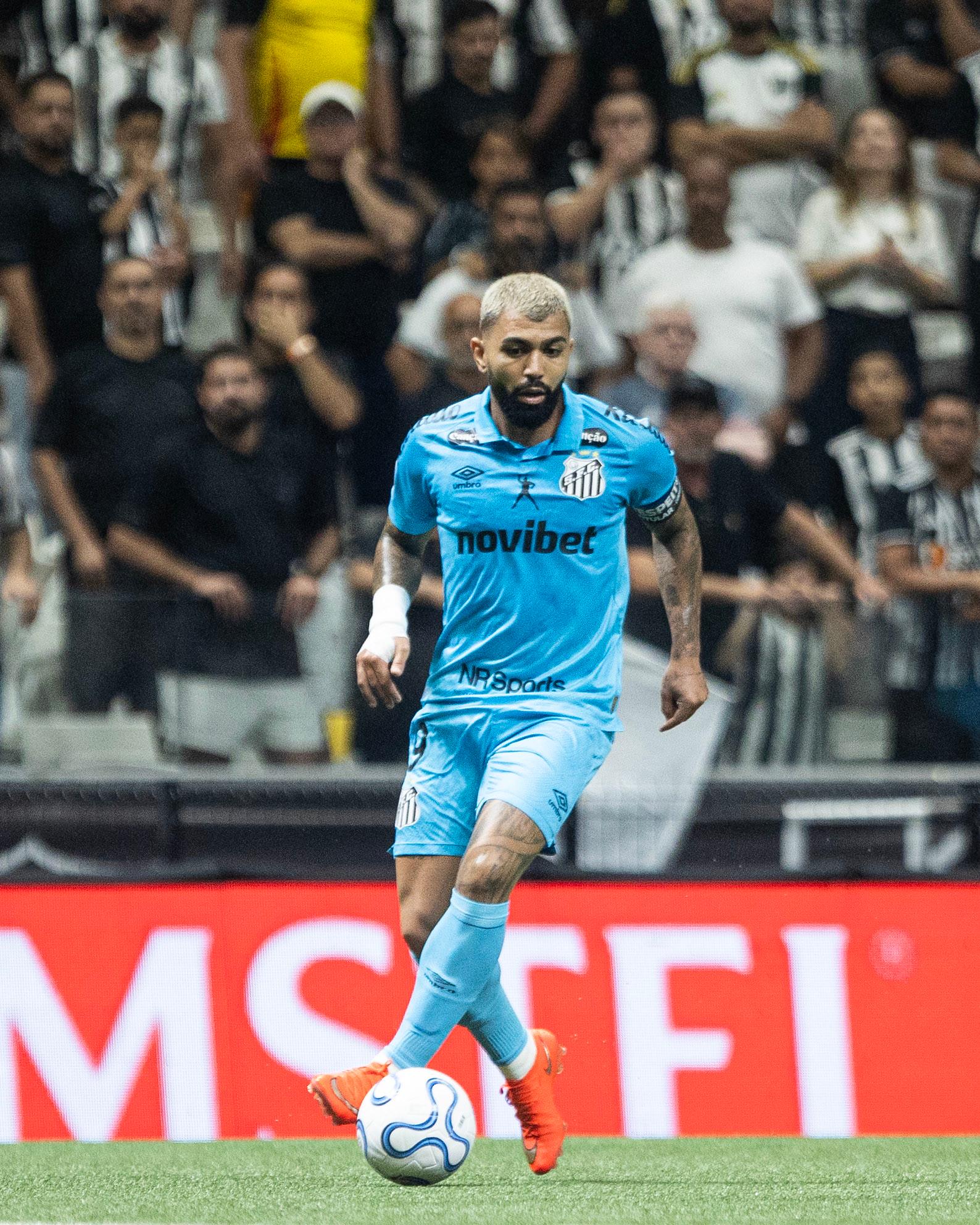 Gabigol reencontra bom futebol e tem sua melhor temporada desde 2022