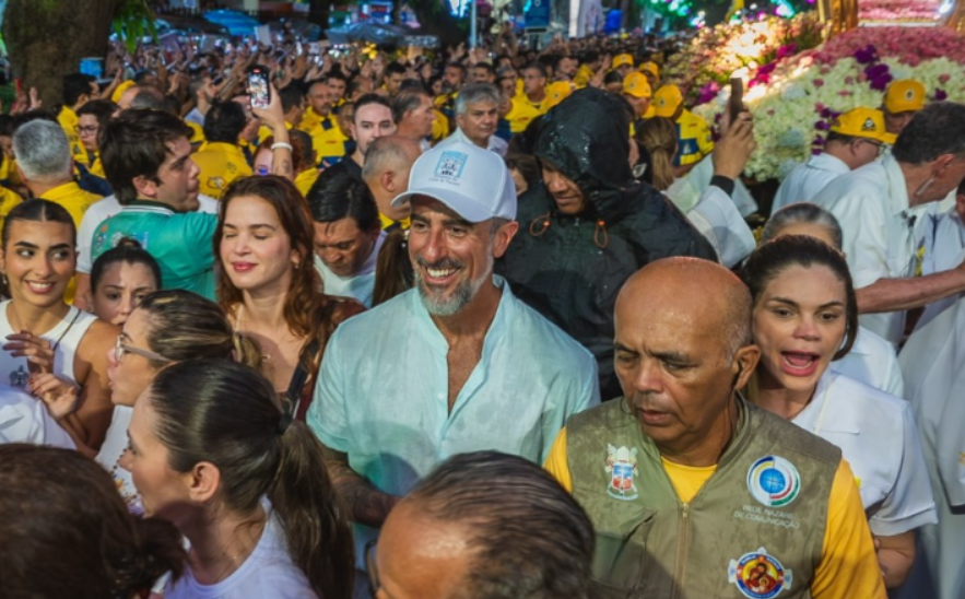 Marcos Mion relata emoção ao participar do Círio de Nazaré
