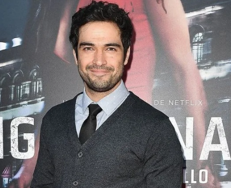 Ex-RBD, Alfonso Herrera, é hospitalizado após cirurgia