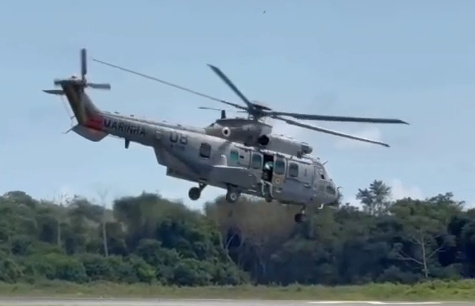 Helicóptero da Marinha faz pouso forçado em área remota na Ilha do Marajó
