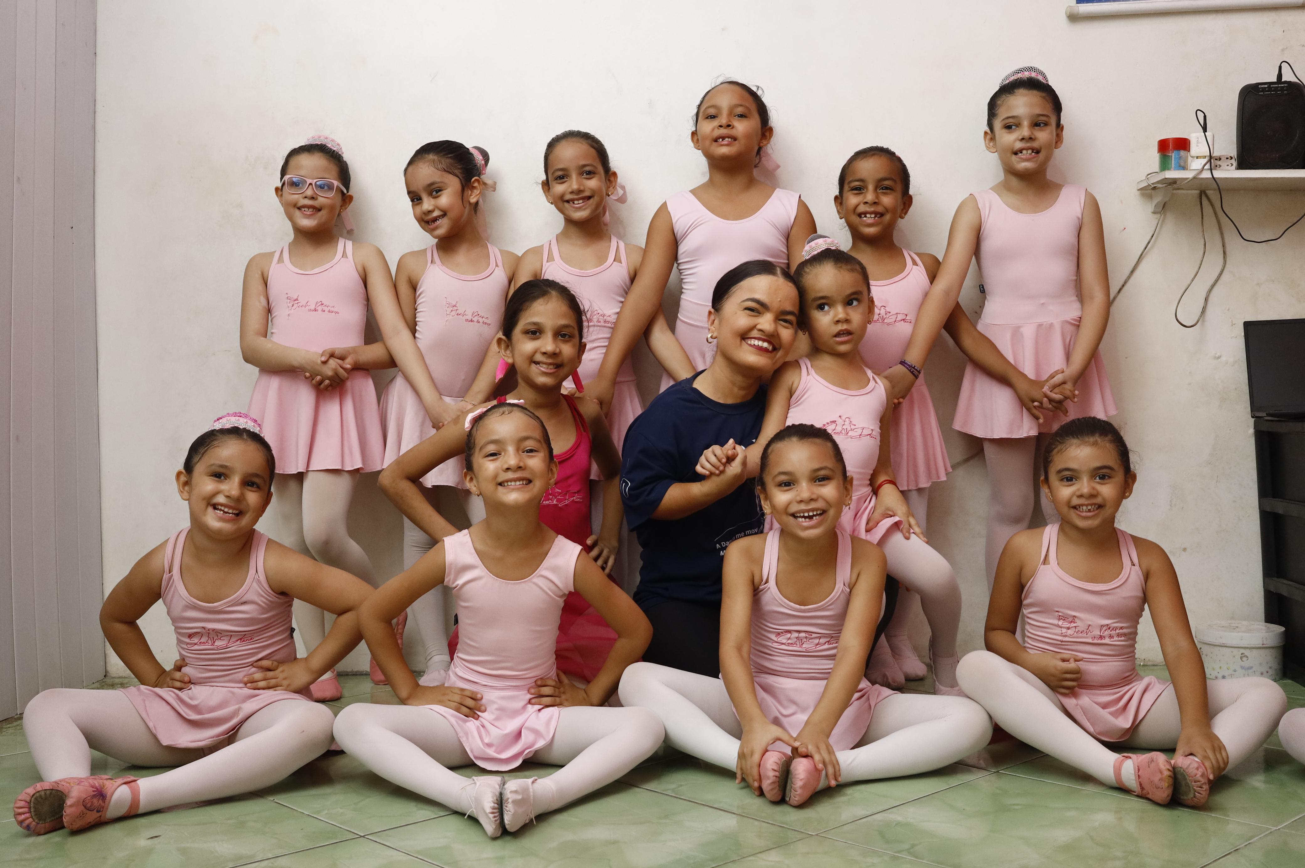 Bailarina com nanismo destaca conquistas e relata desafios na busca por inclusão - Foto