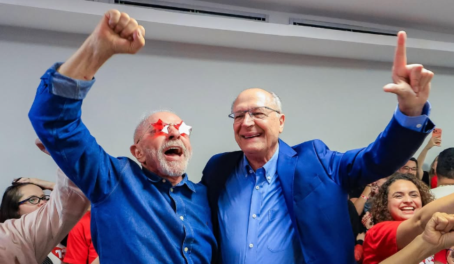Governo da Rússia celebra vitória de Lula no Brasil