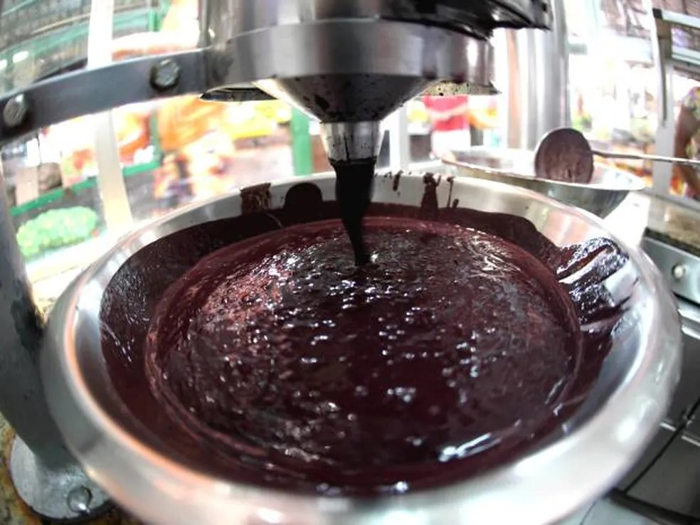 Aposta sobre eleições termina com 100 litros de açaí grátis em São Brás