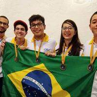 Conquistaram medalhas de ouro Sarah Leitão (18 anos), Caio Nascimento (18 anos) e Bismarck Moreira (18 anos), todos de Fortaleza, além de Fabrizio Melges (15 anos), natural de Mairiporã (SP).