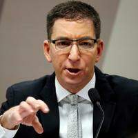 Para o MP, Greenwald “auxiliou, incentivou e orientou o grupo durante o período das invasões”, embora não fosse alvo das investigações e nem tenha sido indiciado pela Polícia Federal que apurou o caso
