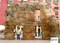 Ruínas romanas no centro histórico de Tarragona.