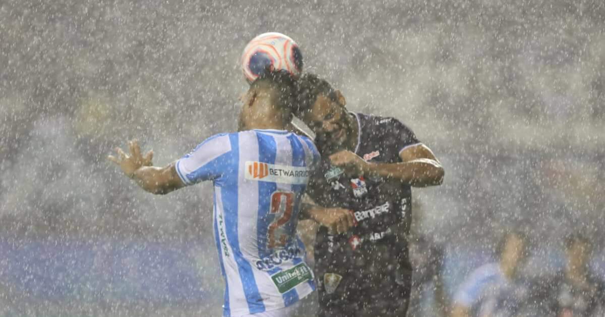Após pedidos dos clubes, presidente da FPF confirma a paralisação ...