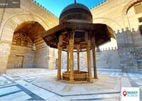 Mesquita-Madrassa de Sultan Barquq, complexo religioso em Cairo Islâmico.