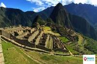 Sítio arqueológico de Machu Picchu, uma das Sete Maravilhas do Mundo Moderno.