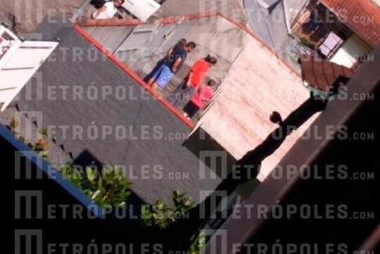 Whindersson Nunes foi clicado na casa de Maria Lina, em Santa Catarina Whindersson Nunes foi clicado na casa de Maria Lina, em Santa Catarina