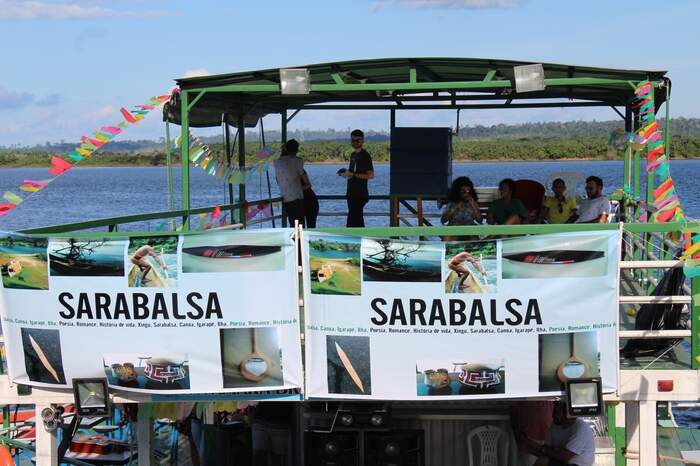 Sarabalsa: uma das atividades mais procuradas na  II Festa Literária do Xingu (FLIX), um sarau literário sobre as águas do Rio Xingu