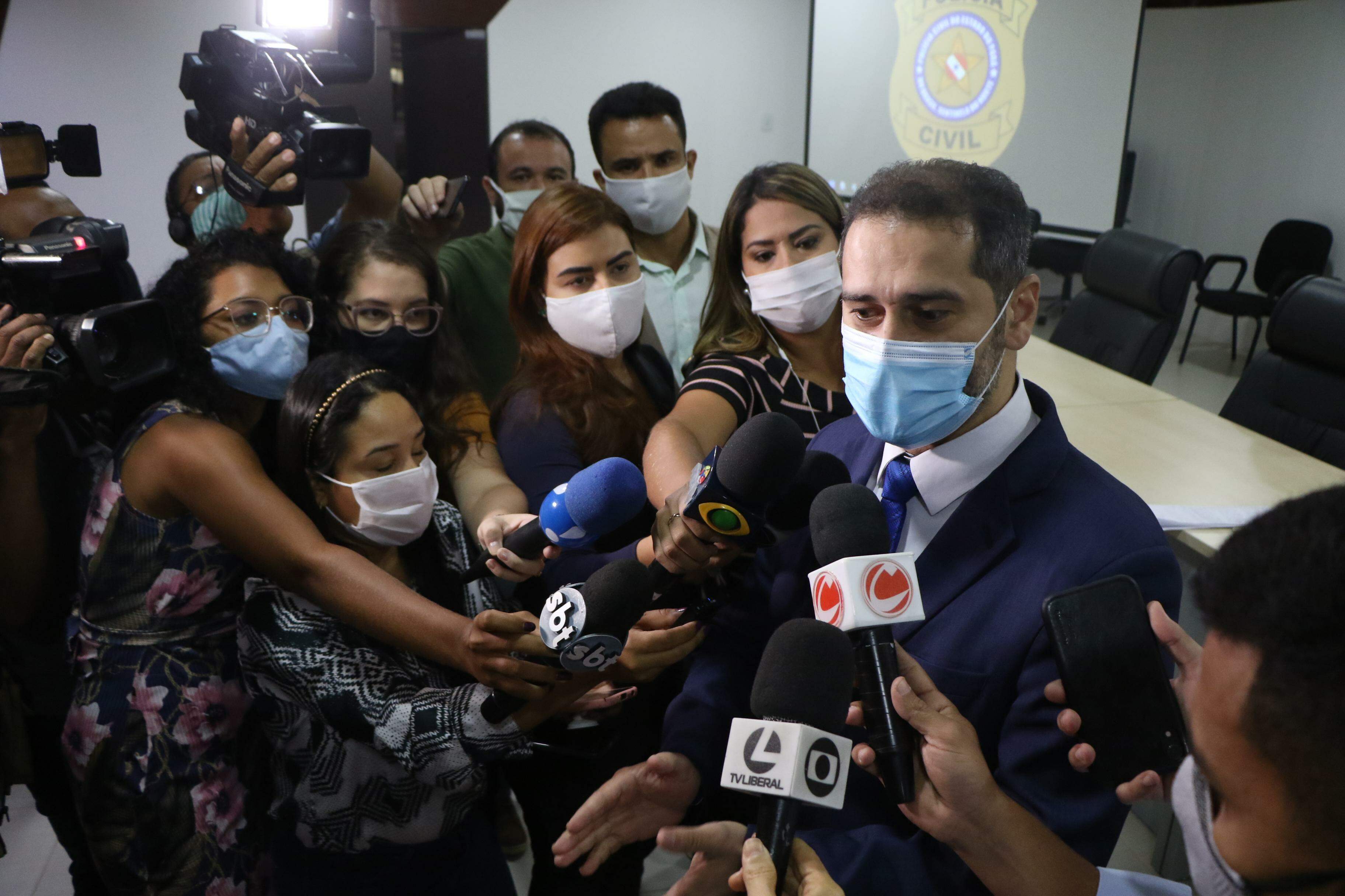 Akira Onuma/ O Liberal