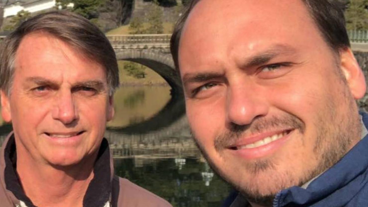 Carlos visita Jair Bolsonaro: ‘Desculpa, pai. A gente falhou'