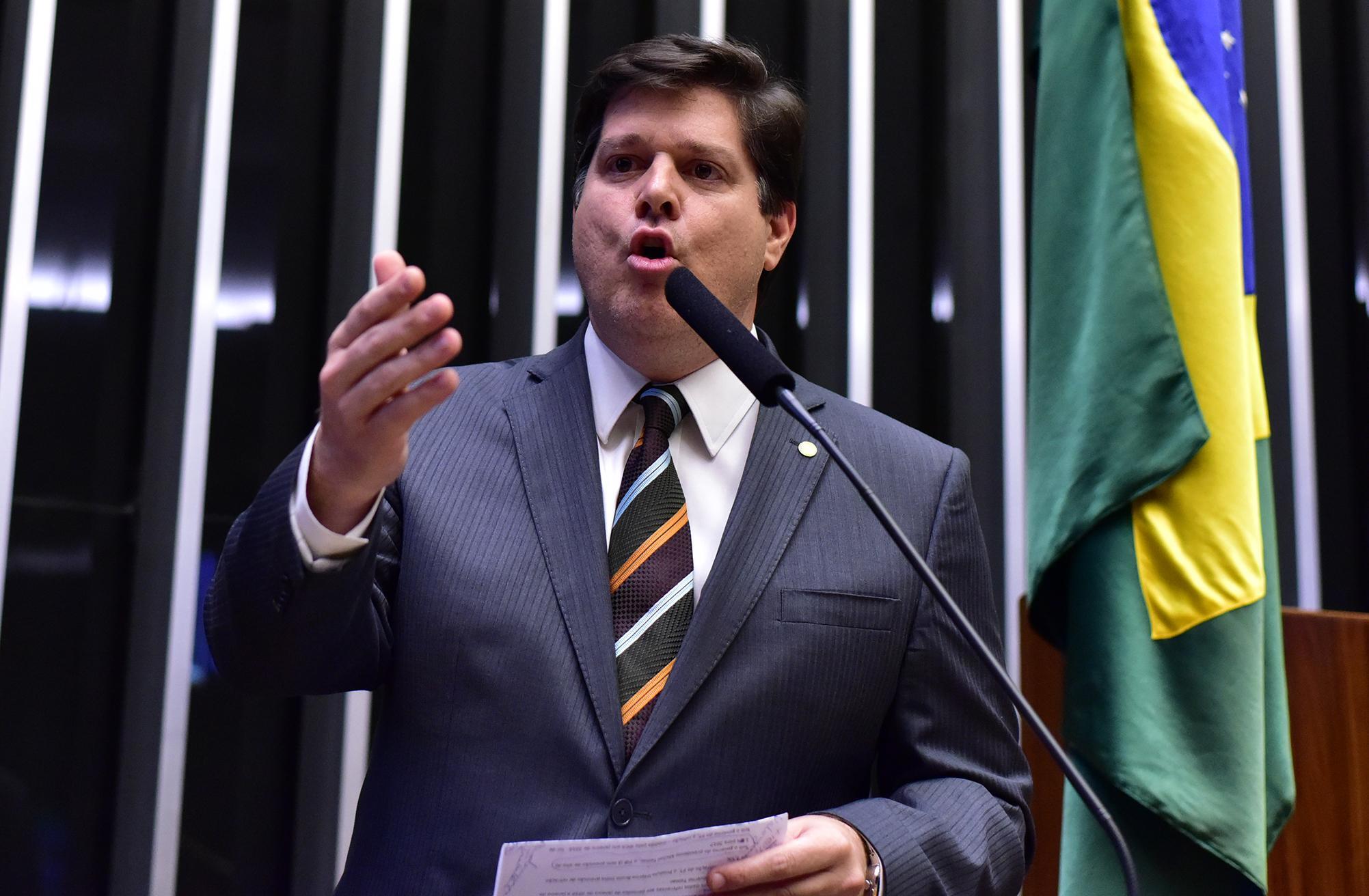 Escuto muito que o Brasil está precisando de um estadista como Michel Temer, diz Baleia Rossi