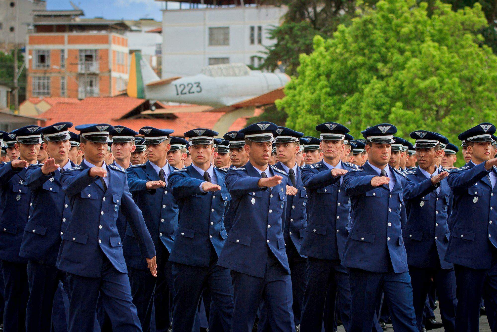 IME: Exército abre inscrições de concurso para formação de oficiais