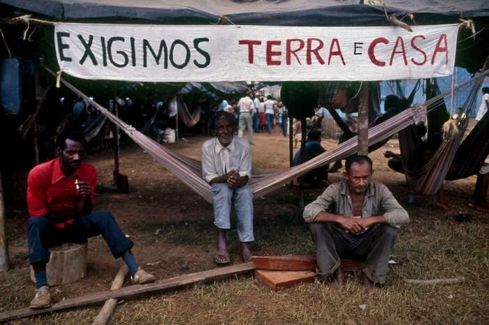 Acampamento dos expropriados da barragem de Tucuruí (1984)