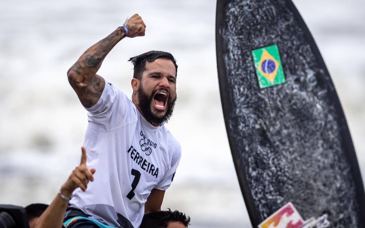 Ítalo Ferreira sofre acidente durante treino na etapa de El Salvador e leva oito pontos