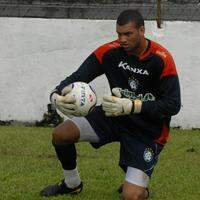 Wéverton atualmente joga na Seleção Brasileira e no Palmeiras