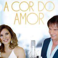 Liah Soares e Roberto Carlos cantam juntos em "A cor do amor"
