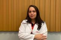 A biomédica Layse Soares Souza afirma que o Laboratório do Grupo Líder oferece três tipos de teste do pezinho