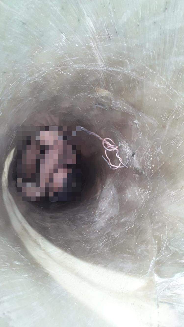 Jovem é encontrado morto dentro de poste a dois metros de profundidade