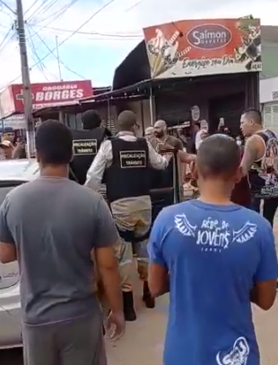 Agentes de trânsito e populares se envolvem em confusão generalizada em Marabá