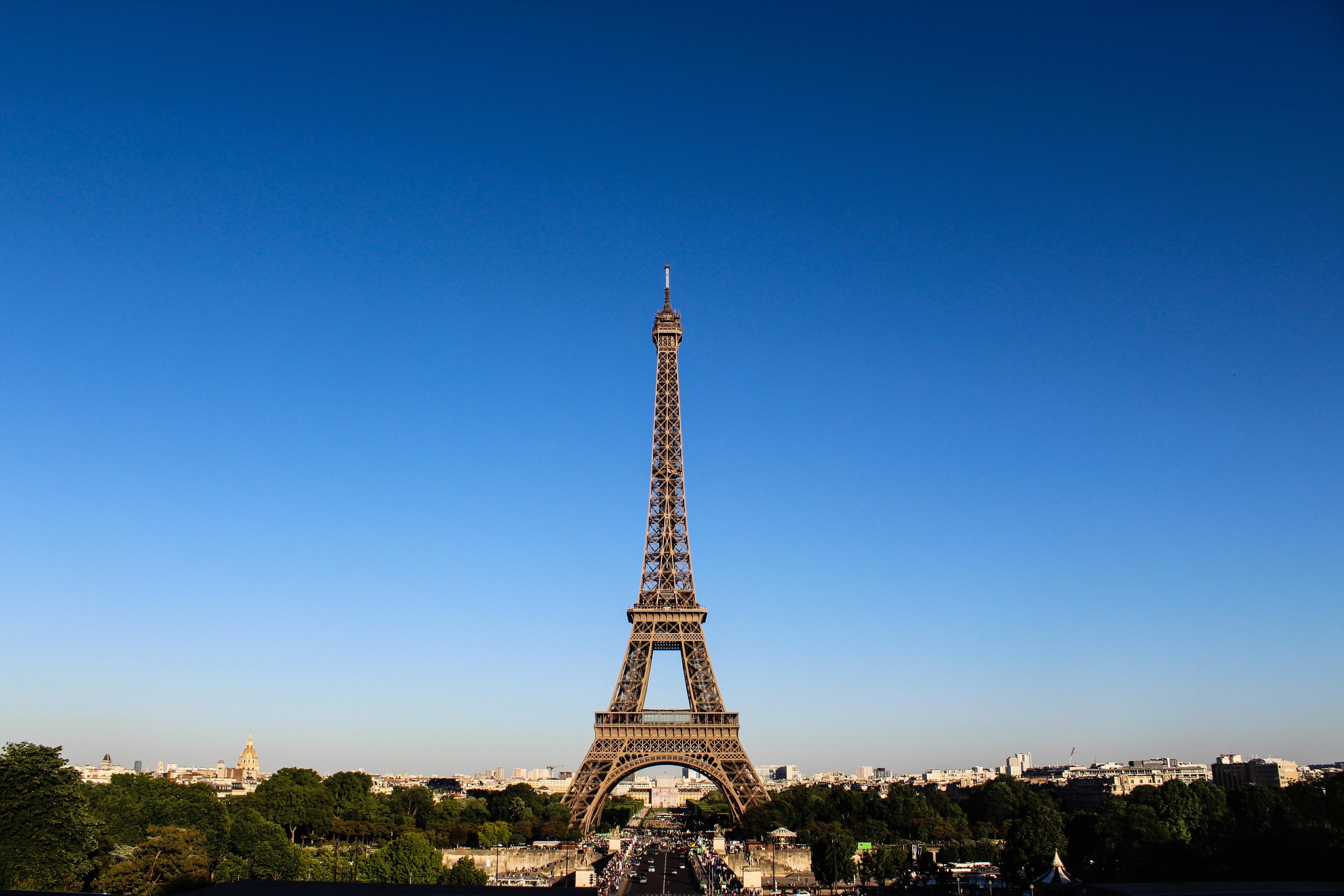 Brasileiro é preso em Paris por suspeita de estupro de crianças em pré-escola