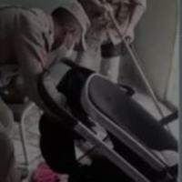 Bombeiros resgataram a cobra dentro do carrinho de bebê em Parauapebas