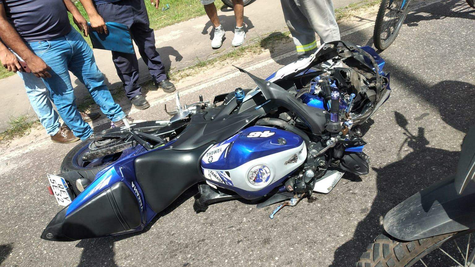 Acidente deixa dois mortos na rodovia Mário Covas na tarde desta sexta (18) Acidente deixa dois mortos na rodovia Mário Covas na tarde desta sexta (18)