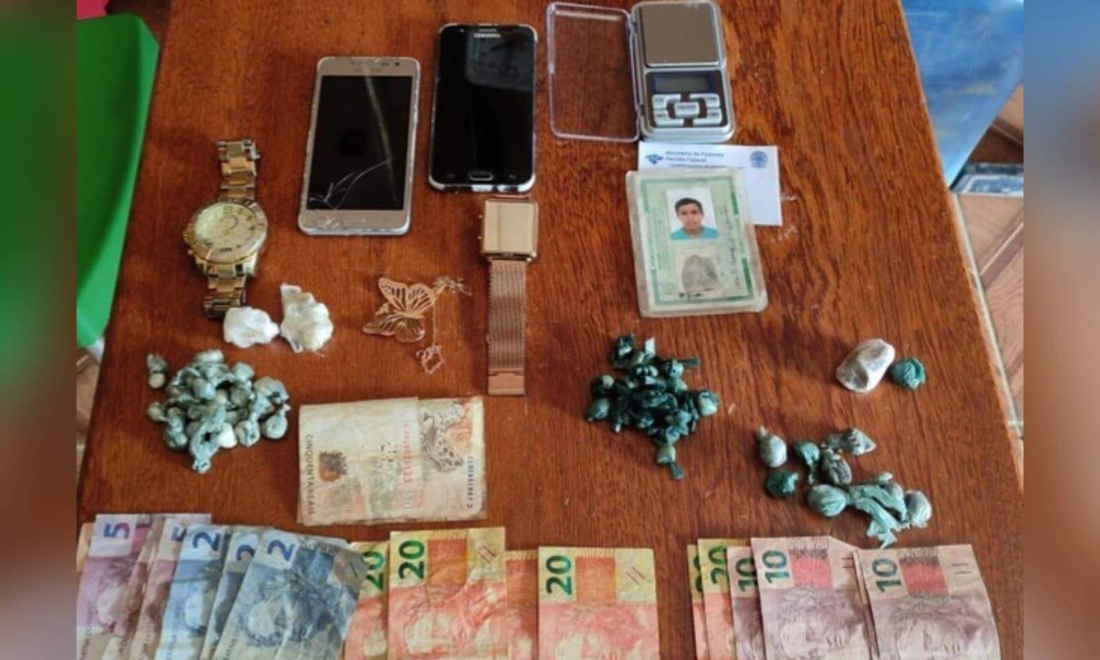 PM identifica suspeitos de roubo e tráfico de drogas por imagens de câmera de segurança