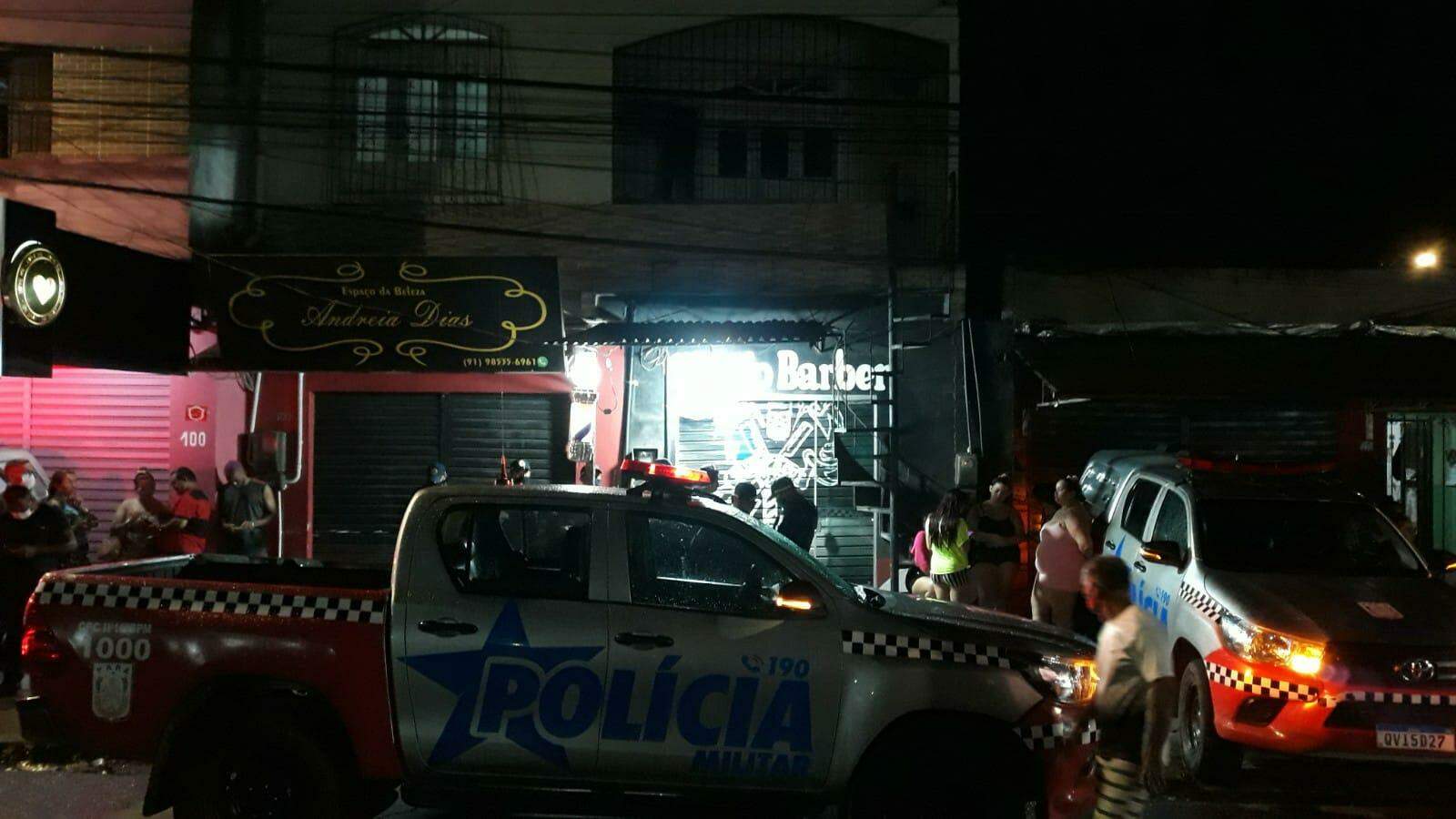 Jovem de 21 anos é executado a tiros dentro de barbearia em Icoaraci