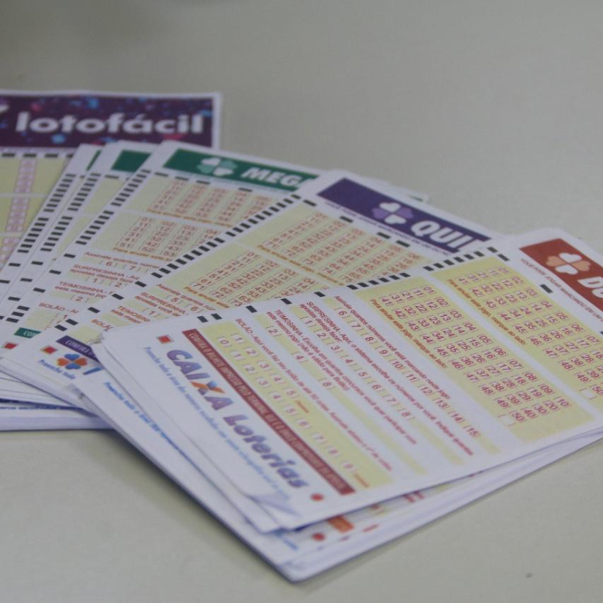 Resultado da Lotofácil concurso 2494 de hoje, segunda-feira (11/04); o  prêmio é de R$ 1,5 milhão | Loterias | O Liberal