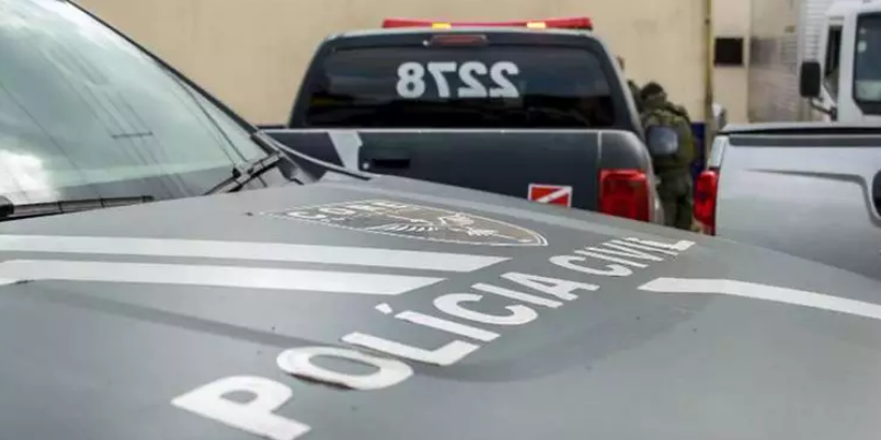 Mulher mata o companheiro e foge com a filha de 2 anos, em Marabá
