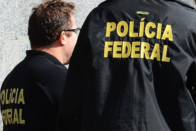 PF faz operação contra fraudes em concurso público da UFRJ
