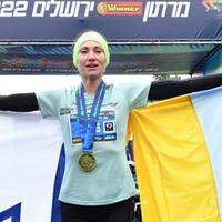 Atleta ucraniana Valentina Veretska, que fugiu recentemente de seu país para escapar da guerra contra a Rússia