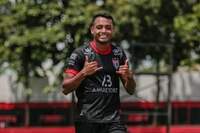 Atacante Airton, do Atlético-GO, nasceu em Belém