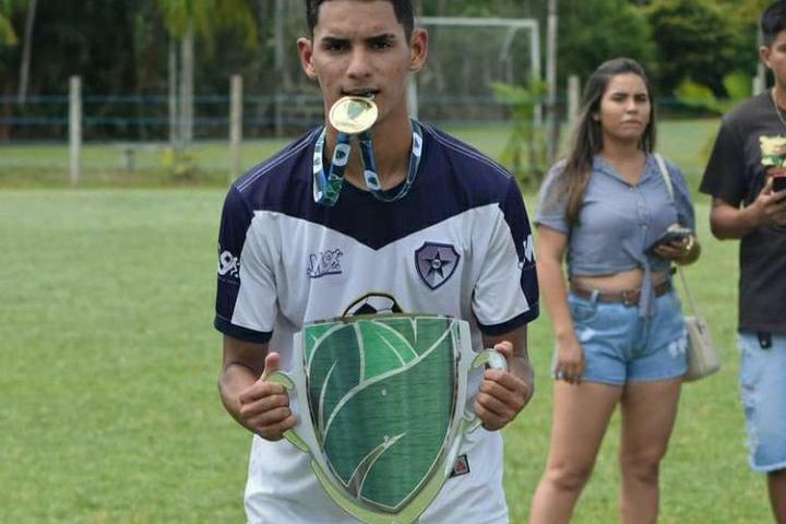Veja gols do jogador do Tapajós assassinado com facada no pesçoco; vídeo | Futebol | O Liberal