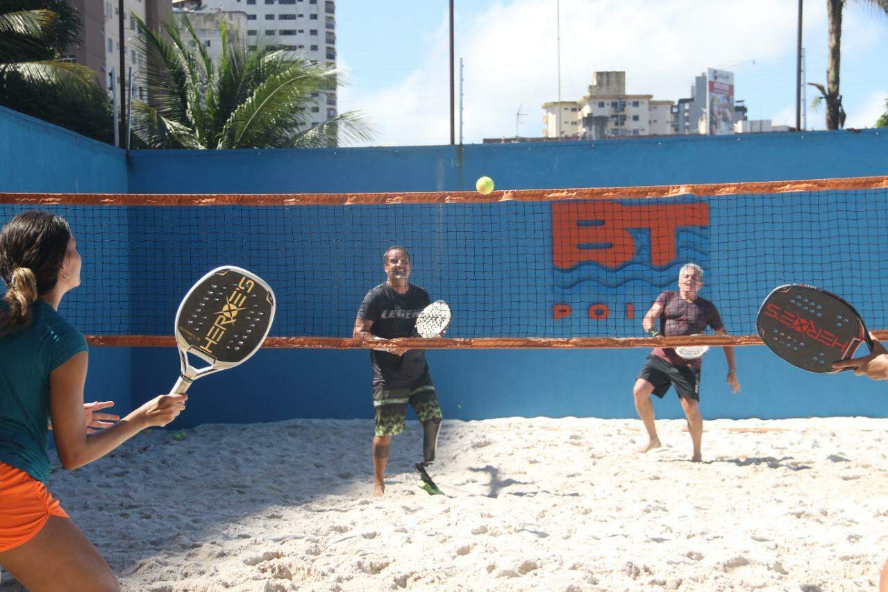I União Beach Tennis une tenistas e jogadores de futebol - Grêmio Náutico  União